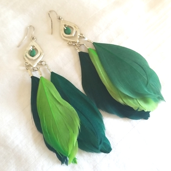 Silver Green Feather Earrings - Picture 1 of 4
